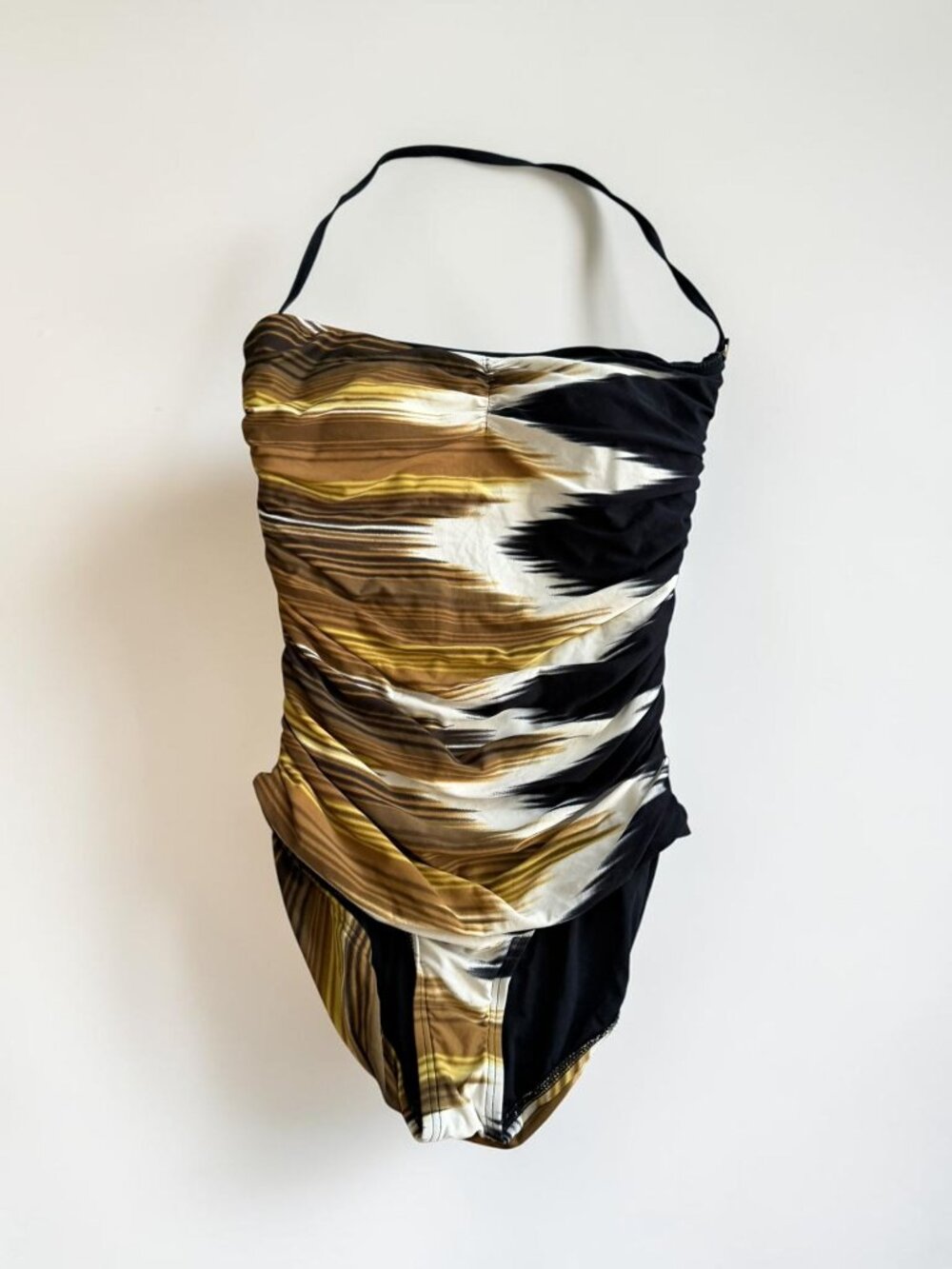 CARMEN MARC VALVO Black Tan Patterned One Piece Swimsuit Size 8